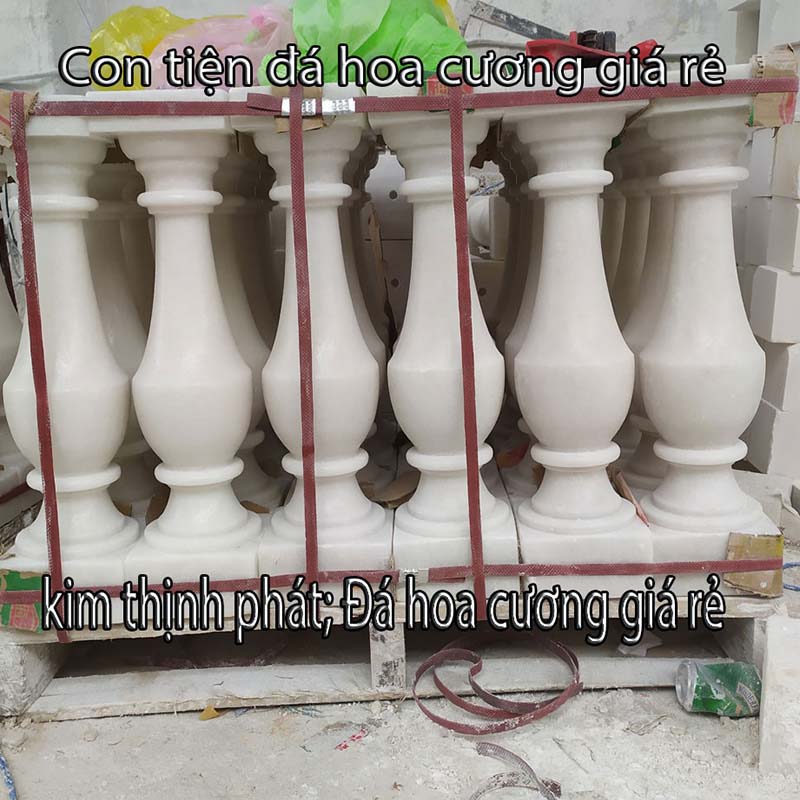 con tiện đá granite trắng