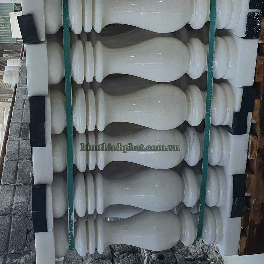 Con tiện đá hoa cương lan can màu tím