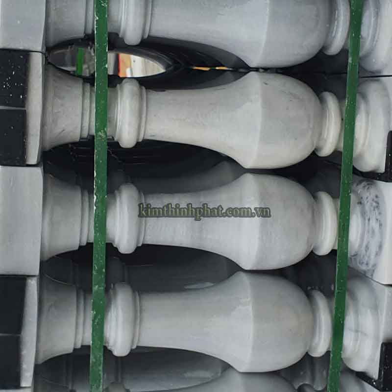 Con tiện đá hoa cương lan can màu tím