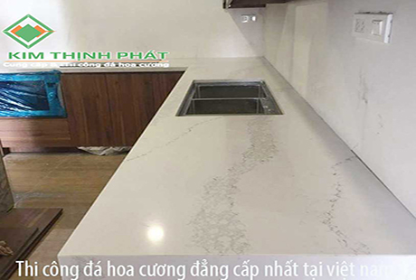 đá hoa cương bếp