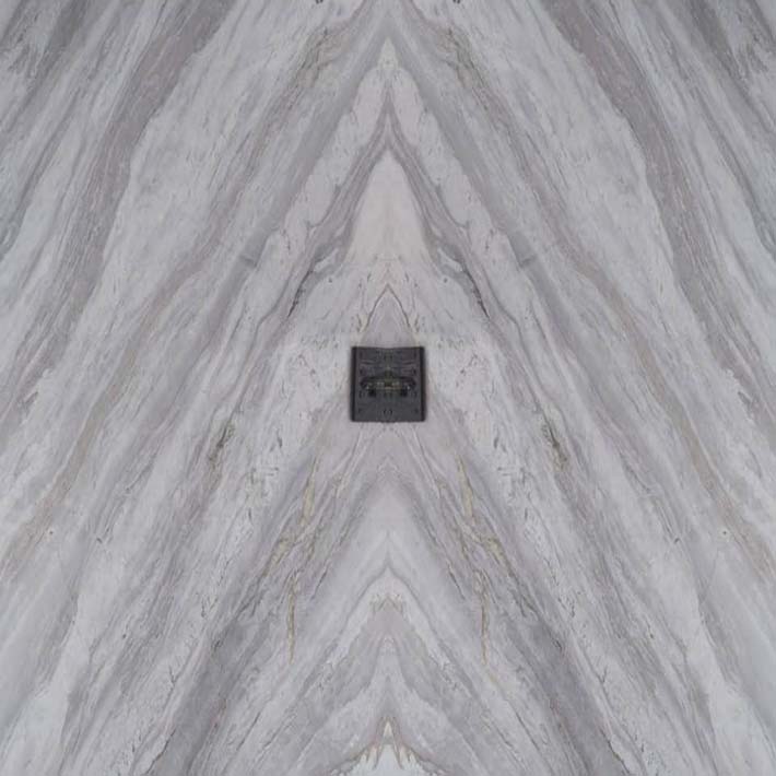 đá marble vân trắng