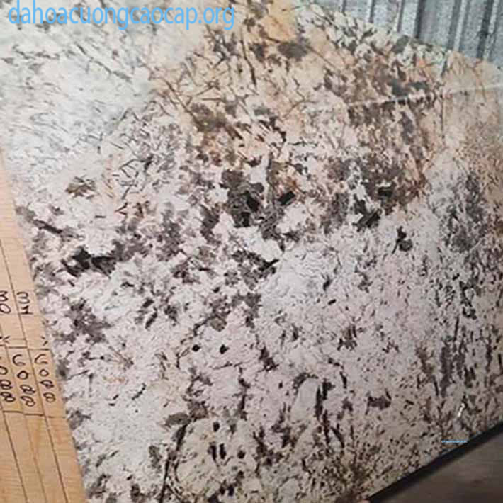 Đá hoa cương mã số 003  màu xám trắng