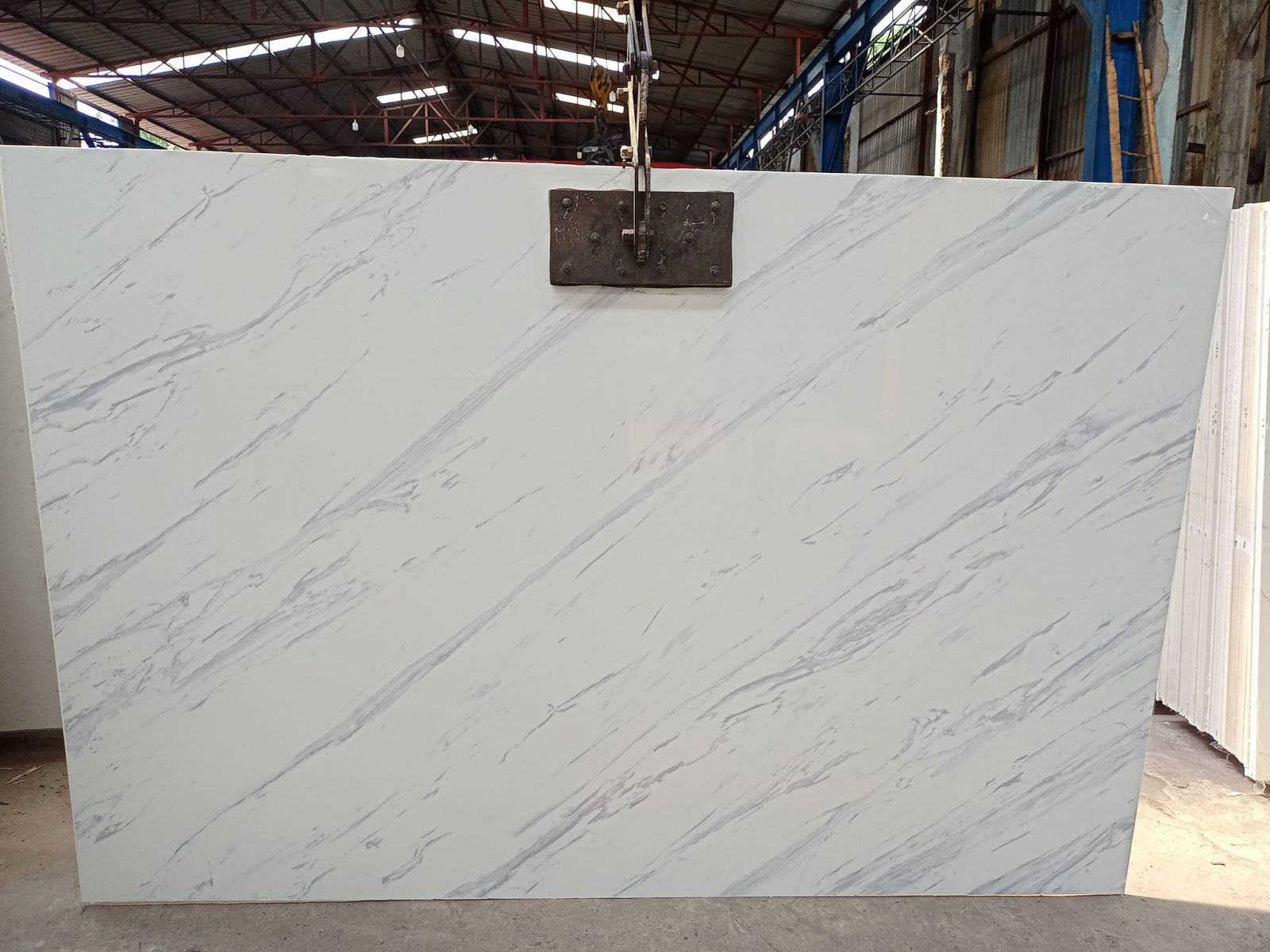 đá hoa cương granite mặt tiền 2023