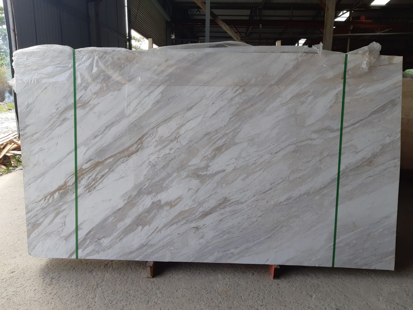 đá hoa cương granite mặt tiền 2023