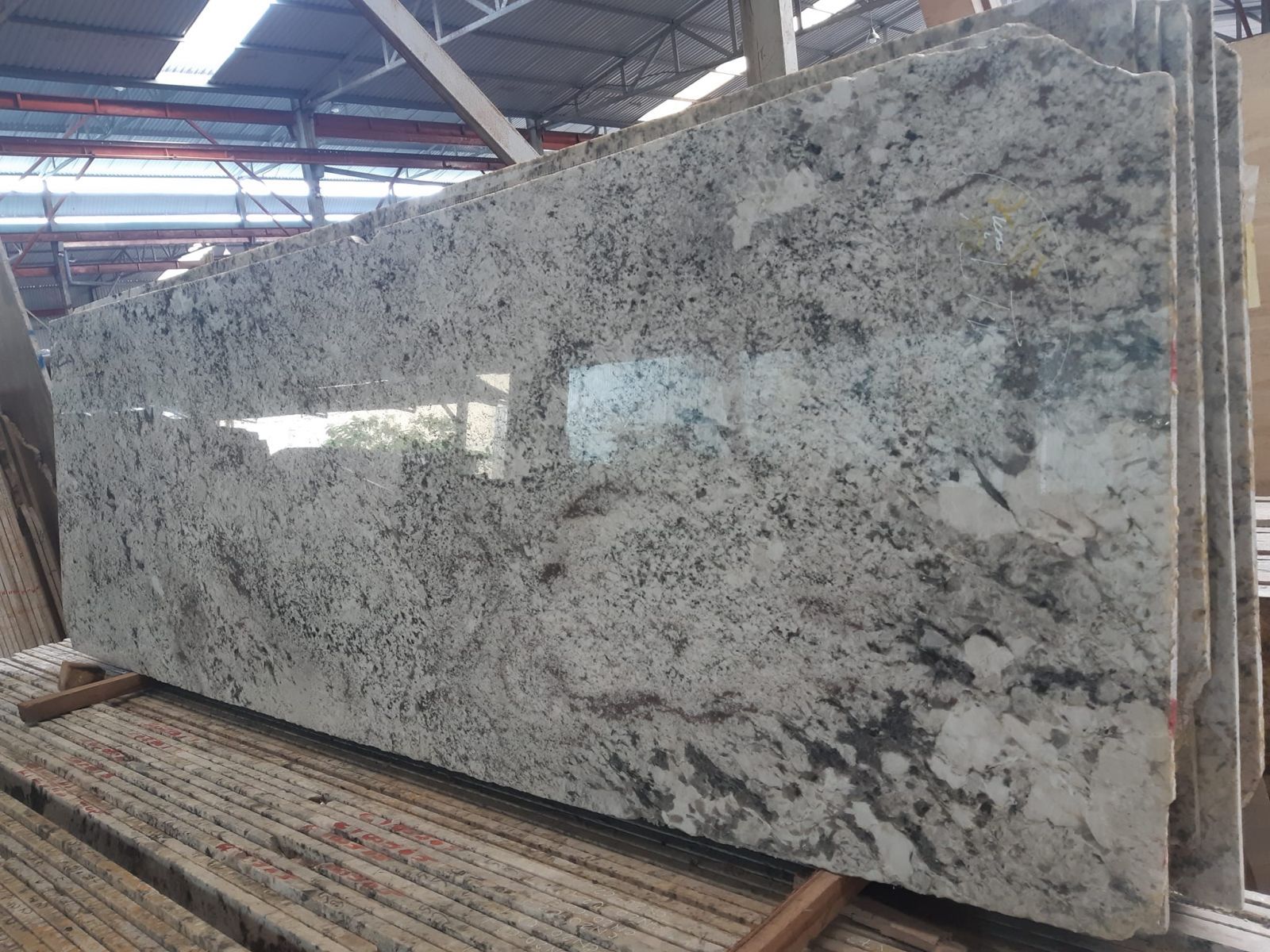 đá hoa cương granite nền nhà 2023