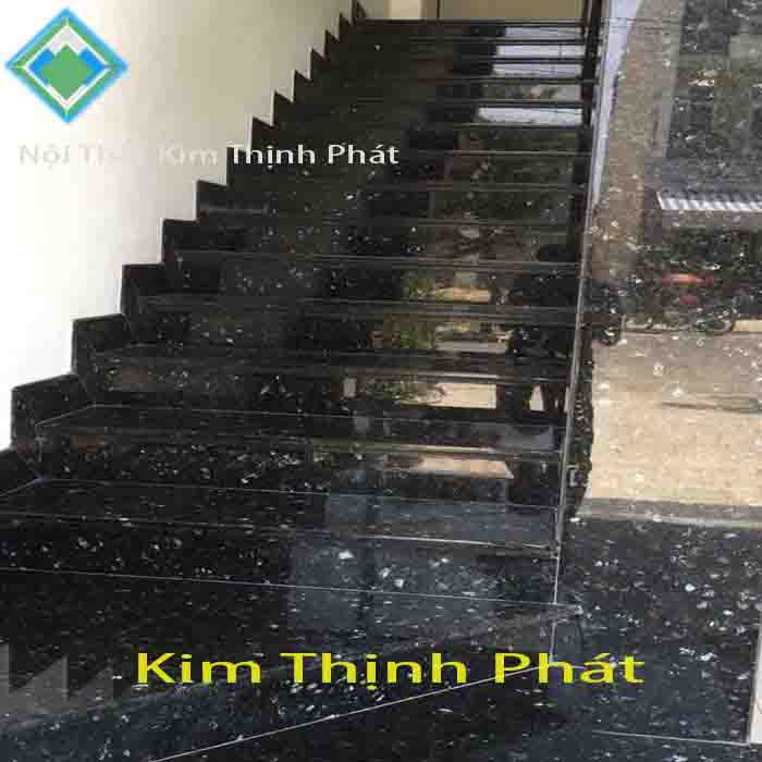 Đá hoa cương cầu thang để trang trí nội thất trong gia đình